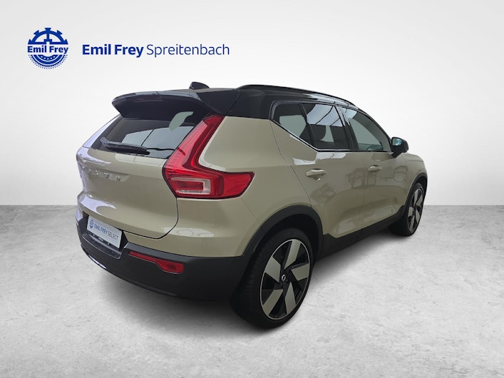 Vehicle image VOLVO EX40