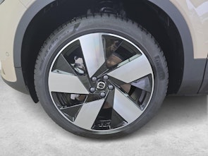 Vehicle image VOLVO EX40 Twin Performance Ultra AWD / Jetzt mit attraktivem 1.9% Leasing!
