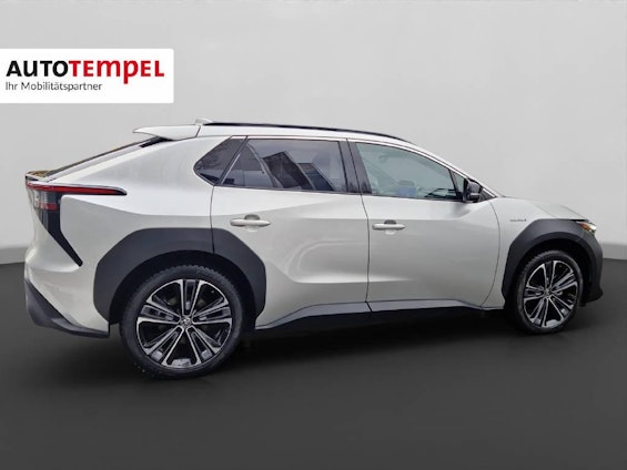 Vehicle image 5 Vehicle image 5