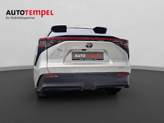 Vehicle image 7 Vehicle image 7