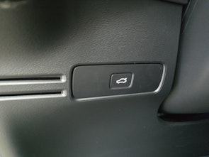 Vehicle image VOLVO XC40 2.0 B3 MH Core