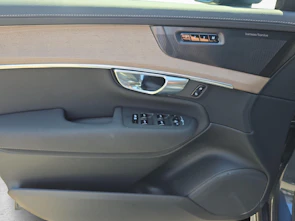 immagine del veicolo VOLVO XC90 2.0 T8 TE Ultra Bright 7P. eAWD / Jetzt mit attraktivem 0.9% Leasing!