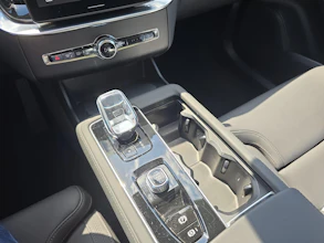 https://vehicle.imgix.net/4152387/88c2e452-b97a-4618-9b40-25fd289ebb59.jpg