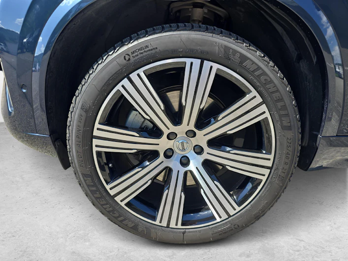 image du véhicule VOLVO XC90