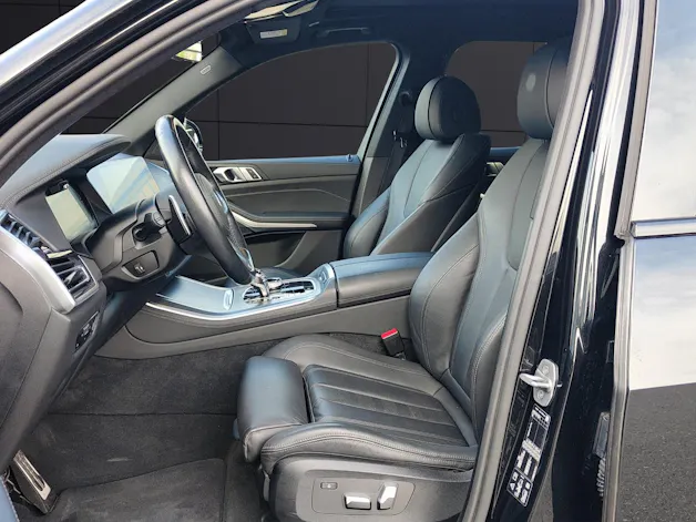 BMW X5 M50i xDrive