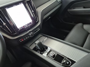 Vehicle image VOLVO XC60 2.0 B5 MH Plus Dark AWD / ab 3,99% Leasing bei Abschluss einer Protect Autoversicherung