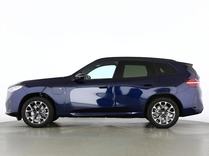 Vehicle image BMW X3