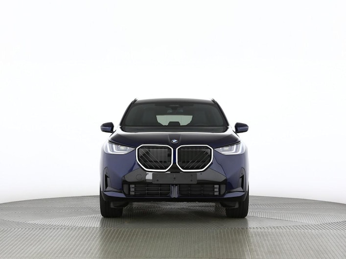 Vehicle image BMW X3