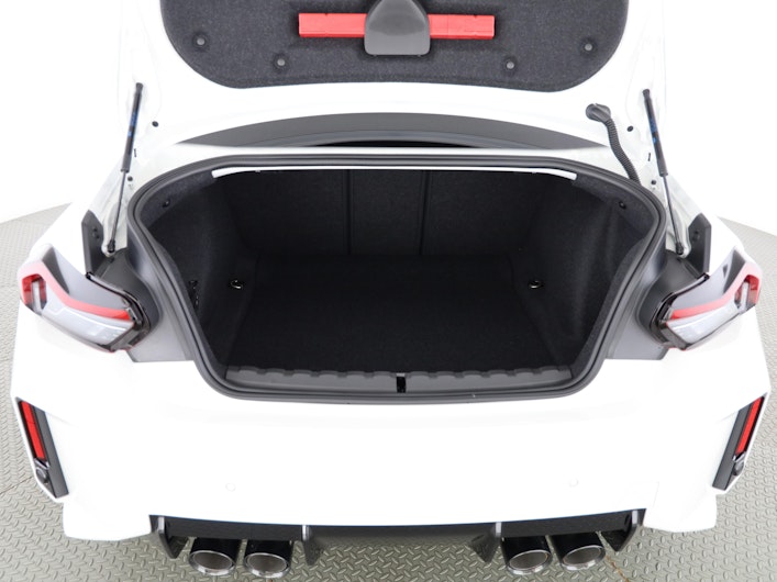 Vehicle image BMW M2