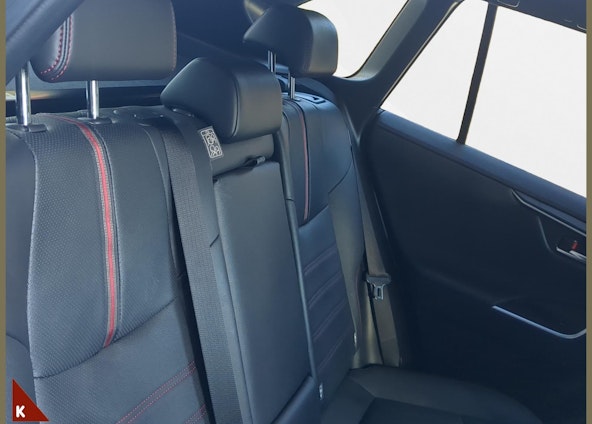 Vehicle image 17 Vehicle image 17