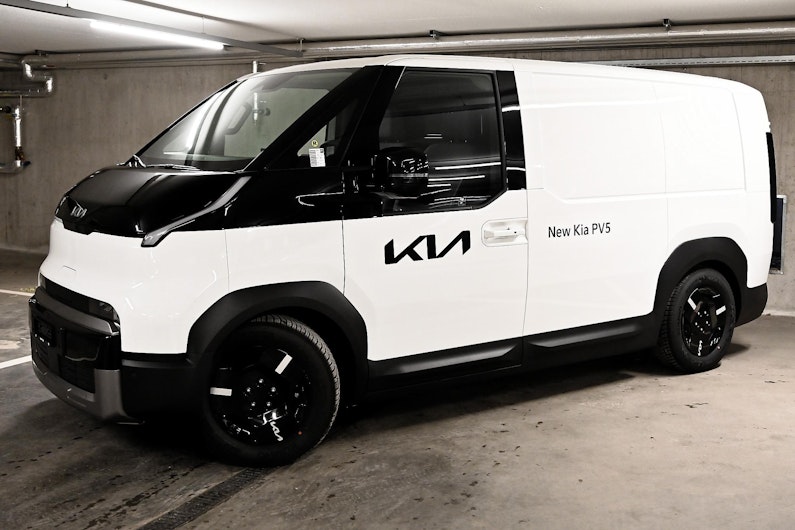 Vehicle image KIA PV5