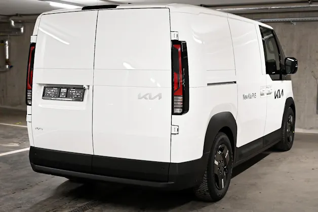 Kia PV5 Cargo 71.2 kWh Plus