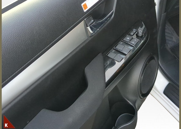 Vehicle image 11 Vehicle image 11