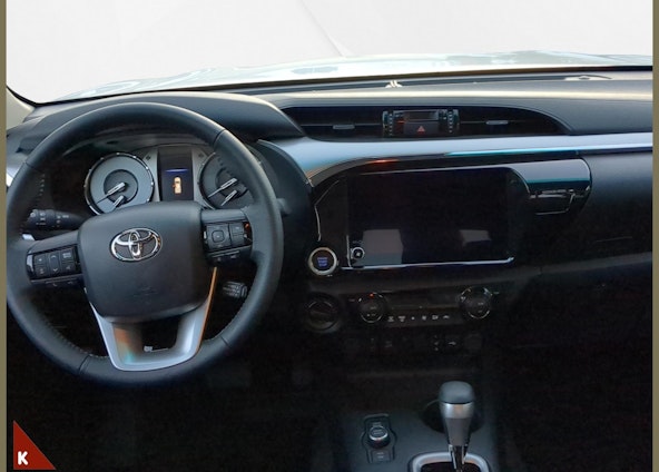 Vehicle image 13 Vehicle image 13