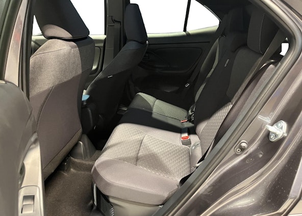 Vehicle image 8 Vehicle image 8