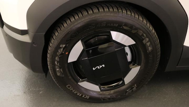 Vehicle image KIA PV5