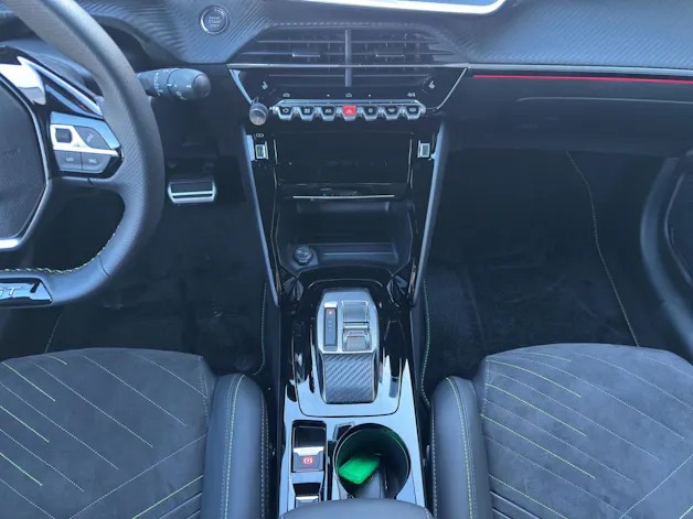 Peugeot 208 1.2 Hybrid 145 GT