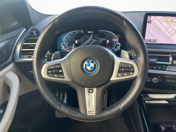 Vehicle image BMW X3