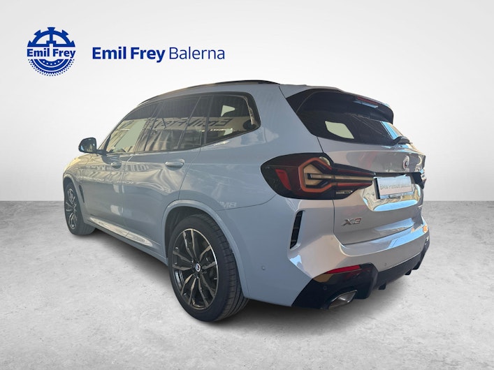 Vehicle image BMW X3