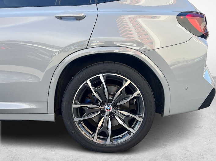 Vehicle image BMW X3