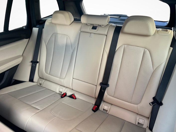 Vehicle image BMW X3