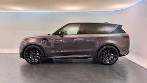 Fahrzeugbild LAND ROVER Range Rover 3.0 I6 P460e HSE