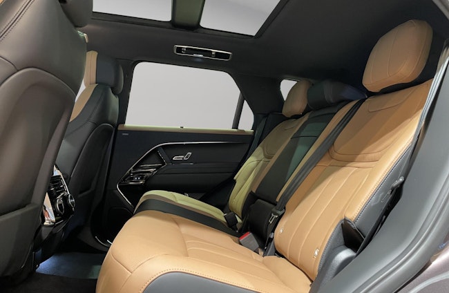 Vehicle image 8 Vehicle image 8