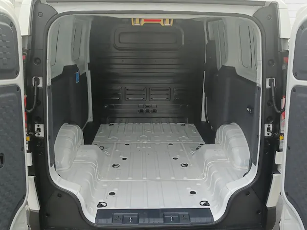 Kia PV5 Cargo 71.2 kWh Plus