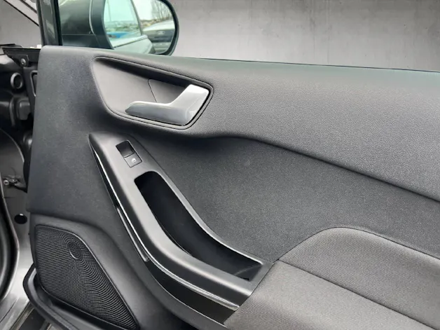 Ford Fiesta 1.0 EcoB Hybrid Titanium
