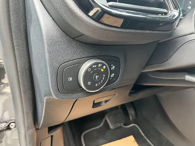 Ford Fiesta 1.0 EcoB Hybrid Titanium