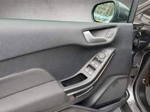 Ford Fiesta 1.0 EcoB Hybrid Titanium