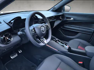 Alfa Romeo Junior 1.2 Ibrida Q4