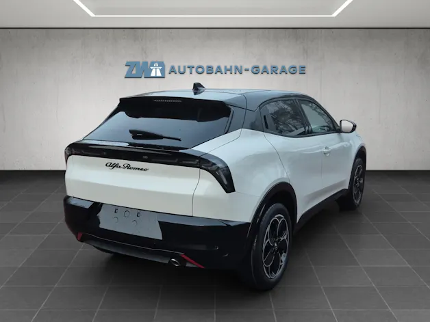 Alfa Romeo Junior 1.2 Ibrida Q4