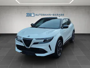 Alfa Romeo Junior 1.2 Ibrida Q4