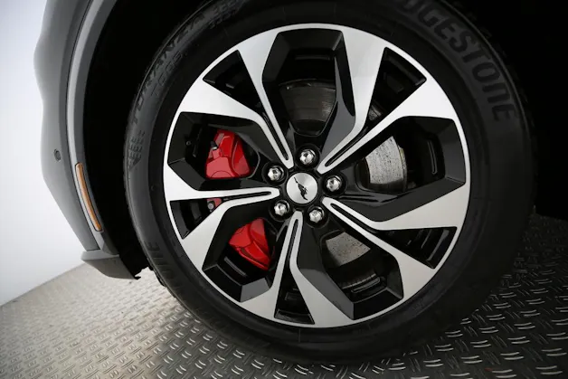 Ford Mustang Mach-E Standard AWD