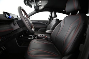 Vehicle image FORD Mustang Mach-E Standard AWD