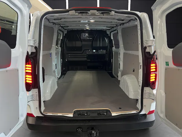 VW Transporter Kombi 3500 2.0 TDI 170 4motion