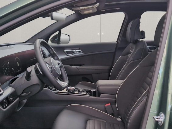 Vehicle image 8 Vehicle image 8