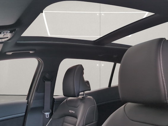 Vehicle image 16 Vehicle image 16