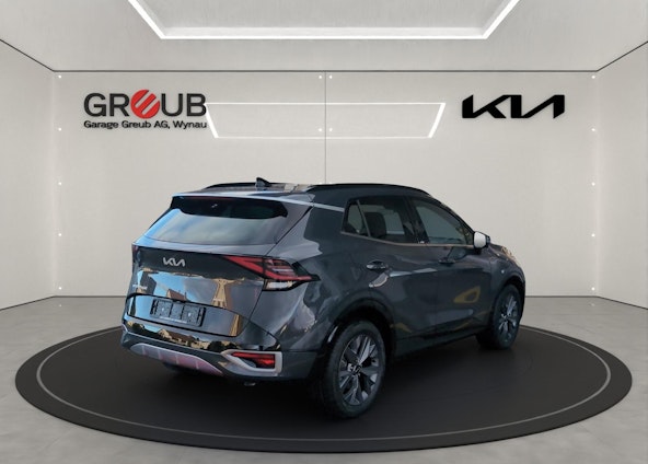 Vehicle image 4 Vehicle image 4