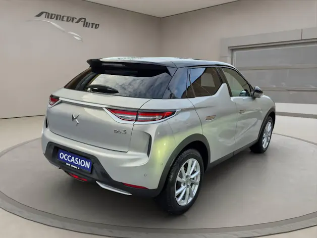 DS Automobiles 3 Crossback E-Tense So Chic