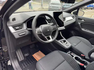 Renault Captur 1.8 E-Tech evolution