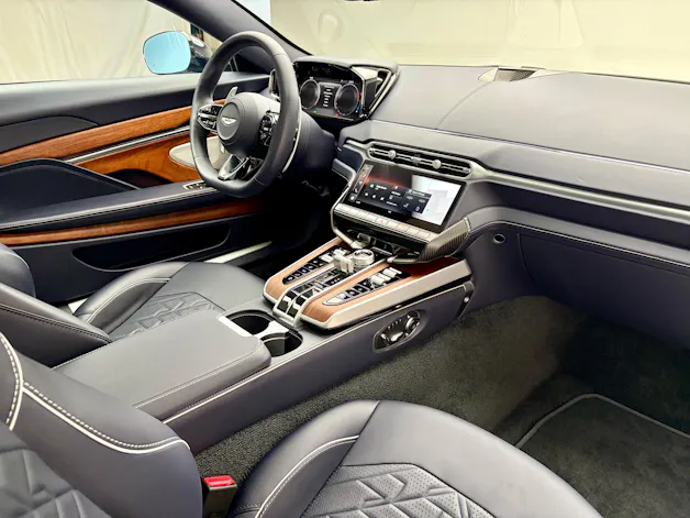 ASTON MARTIN Vanquish 5.2 V12 Bi-Turbo