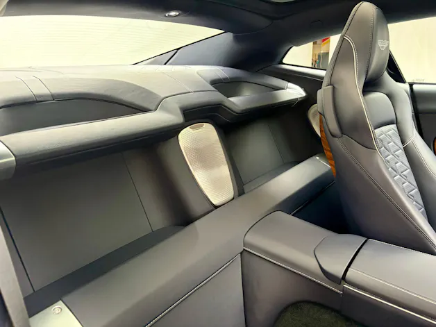 ASTON MARTIN Vanquish 5.2 V12 Bi-Turbo