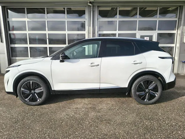 Nissan Qashqai 1.3 DIG-T Tekna 4x4