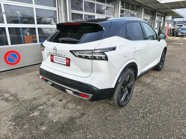 Nissan Qashqai 1.3 DIG-T Tekna 4x4
