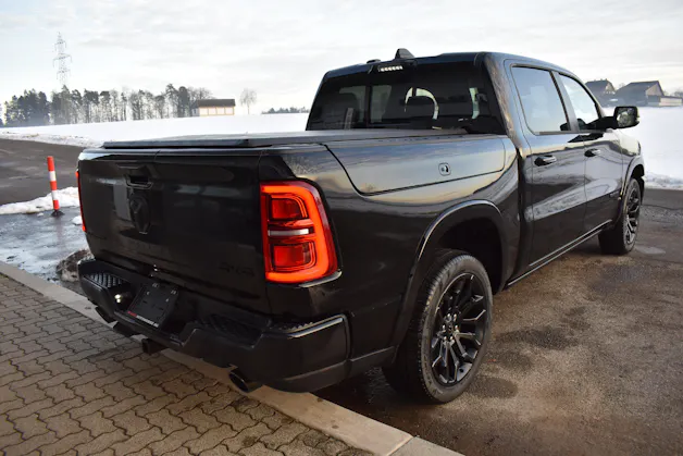 Dodge Ram 1500 Limited Night Edition Hurrican 540 PS