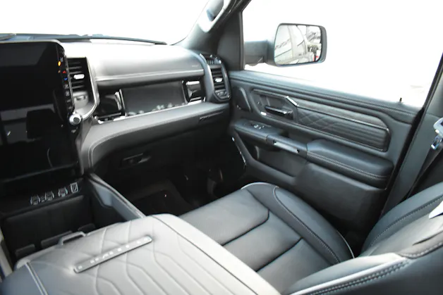 Dodge Ram 1500 Limited Night Edition Hurrican 540 PS