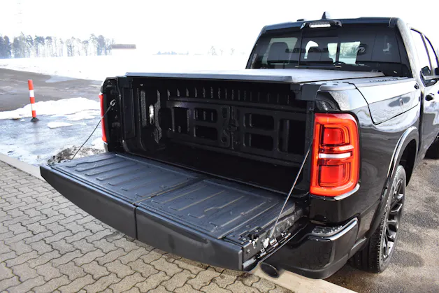 Dodge Ram 1500 Limited Night Edition Hurrican 540 PS