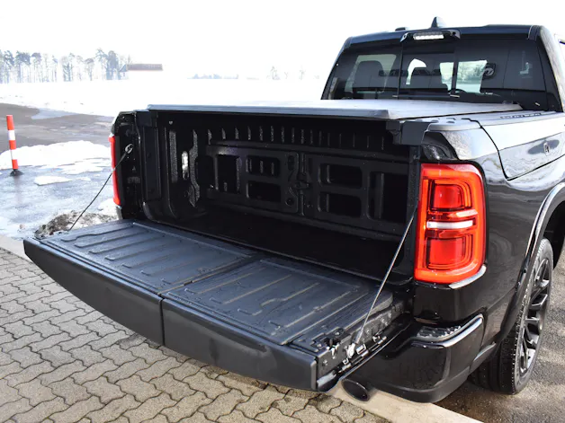 Dodge Ram 1500 Limited Night Edition Hurrican 540 PS